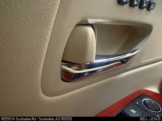 Used 2010 Red Lexus 450h image 19
