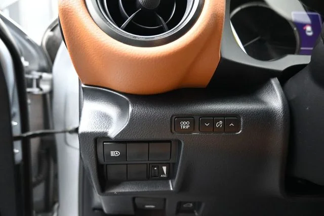 Used 2025 Silver Lexus 350 F SPORT Design image 15