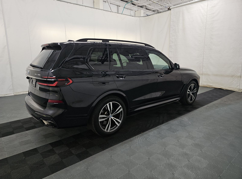 Used 2024 Black BMW xDrive40i image 7