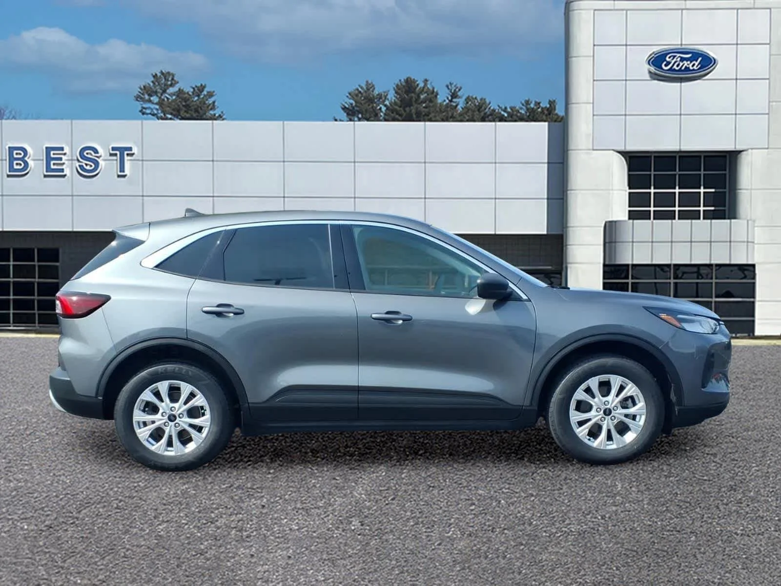 Used 2024 Carbonized Gray Ford Active image 9