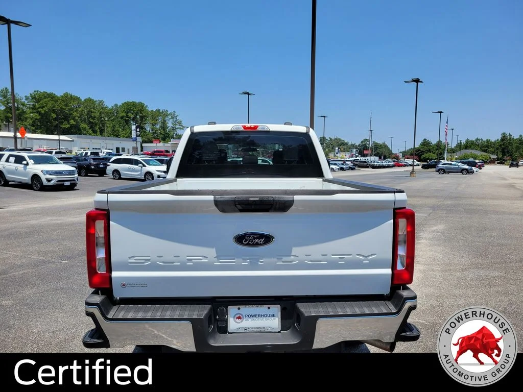 Used 2024 White Ford XL image 5