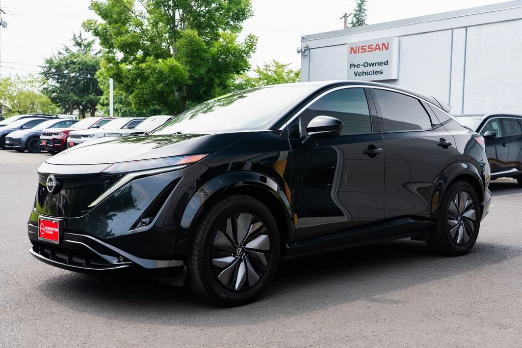 Used 2023 Black Nissan EVOLVE+ image 3