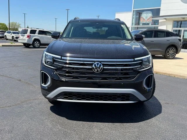 New 2026 Black Volkswagen 2.0T Peak Edition image 2