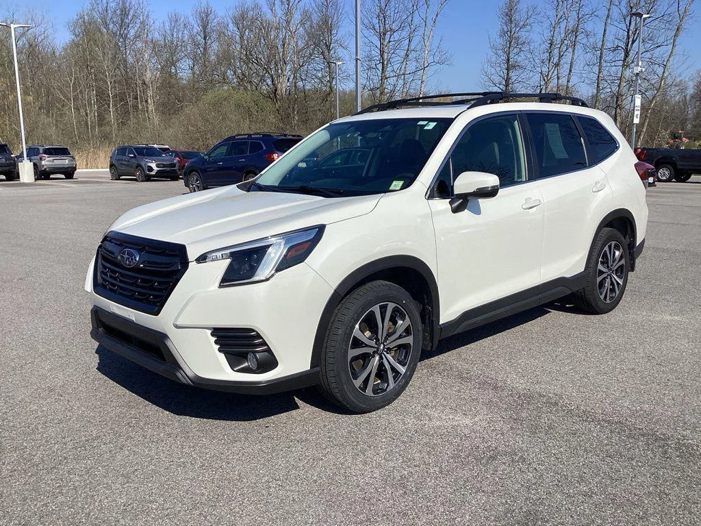 Used 2023 Crystal White Pearl Subaru Limited image 3