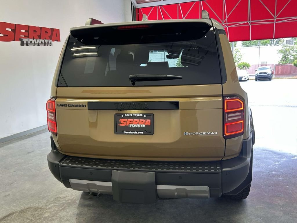 Used 2024 Gray Toyota Base image 4