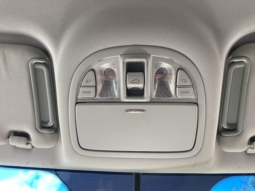 Used 2011 Gray Hyundai Limited image 24
