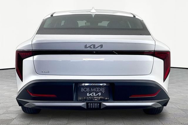 New 2026 Snow White Pearl Kia LXS image 5