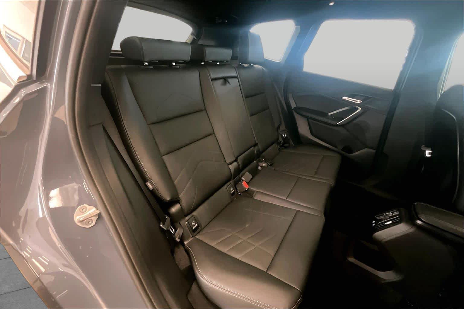 Used 2025 Storm Bay Metallic BMW xDrive28i image 20