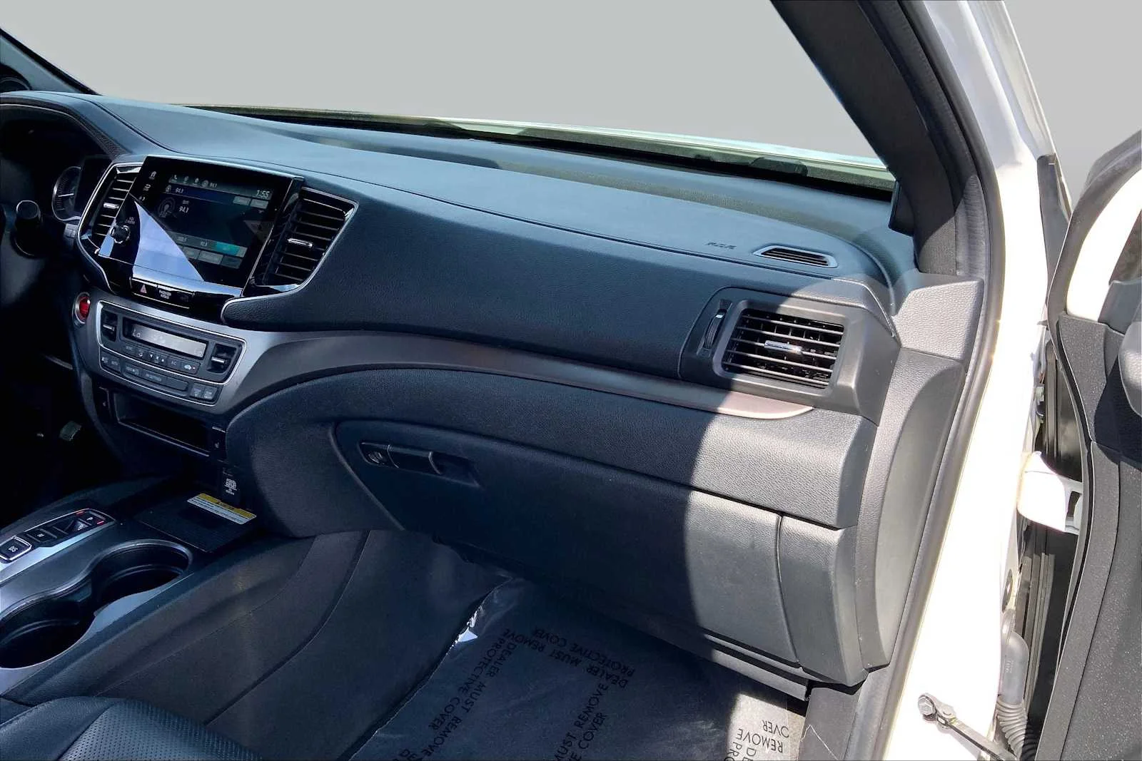 Used 2022 Platinum White Pearl Honda EX-L image 19
