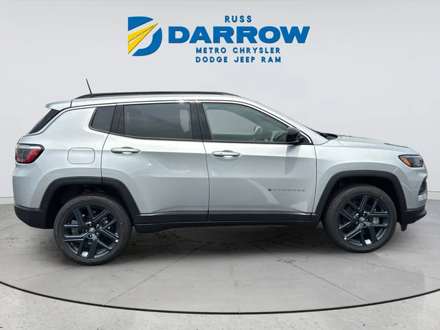 New 2026 Silver Zynith Metallic Clear-Coat Exterior Paint Jeep 85th Anniversary Edition image 6