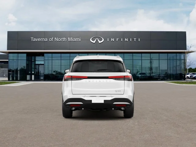 New 2027 RADIANT WHITE INFINITI Luxe FWD image 2
