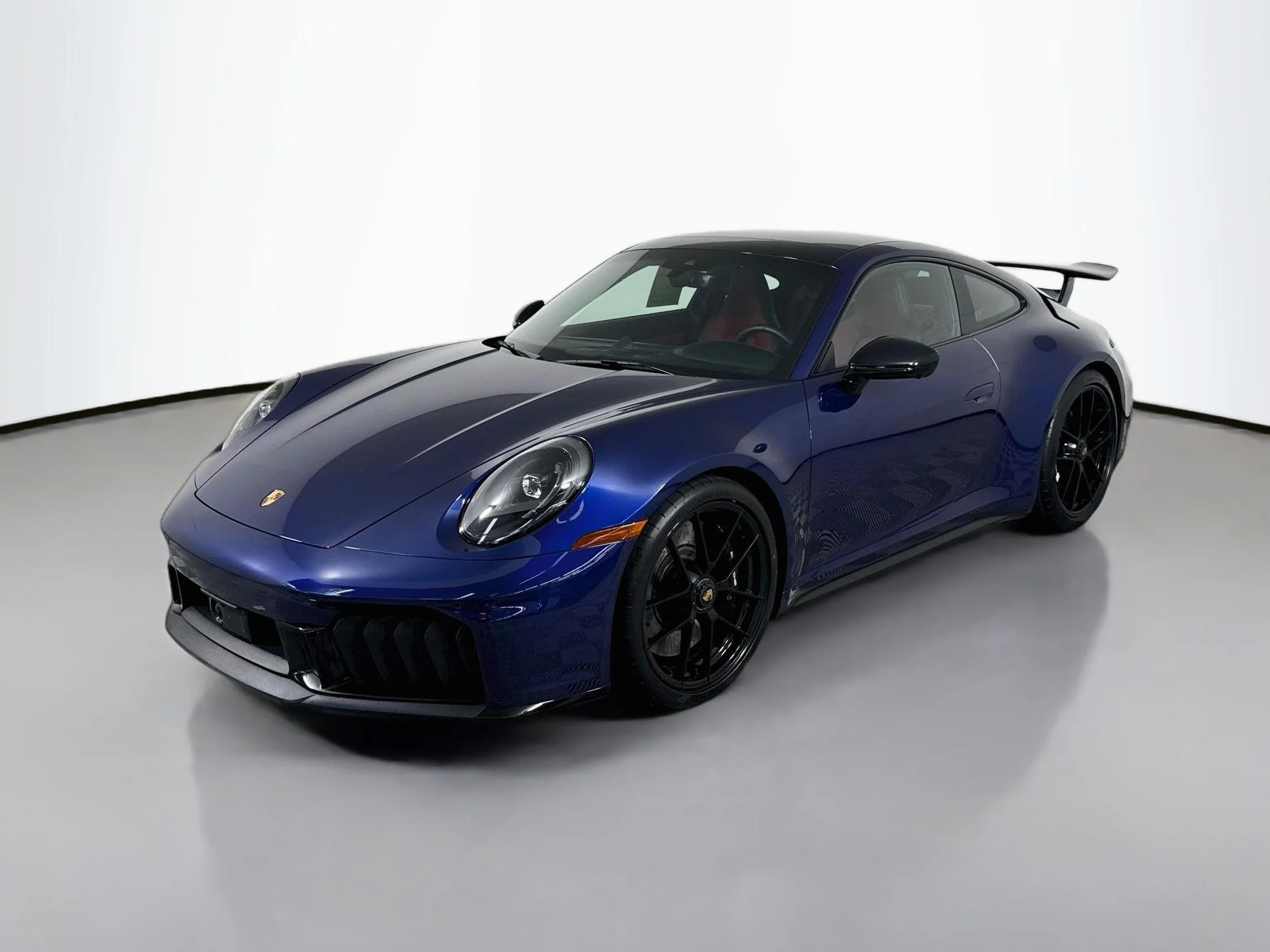2025 Porsche 911 Carrera 4 GTS