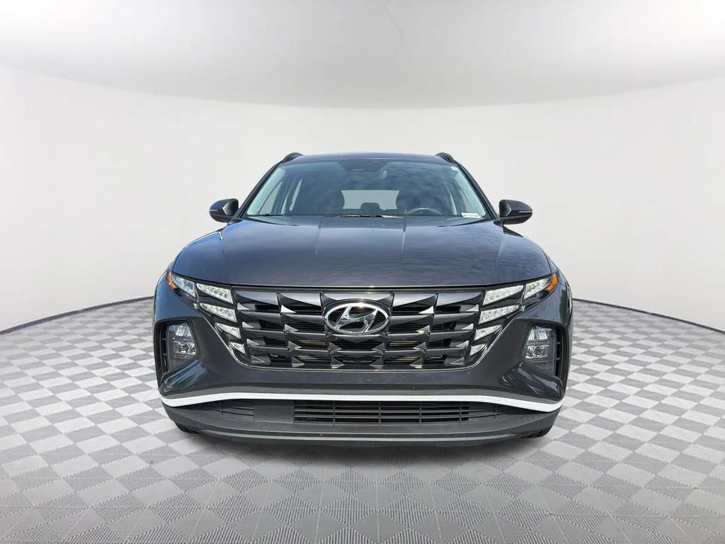 Used 2022 Gray Hyundai SEL image 2