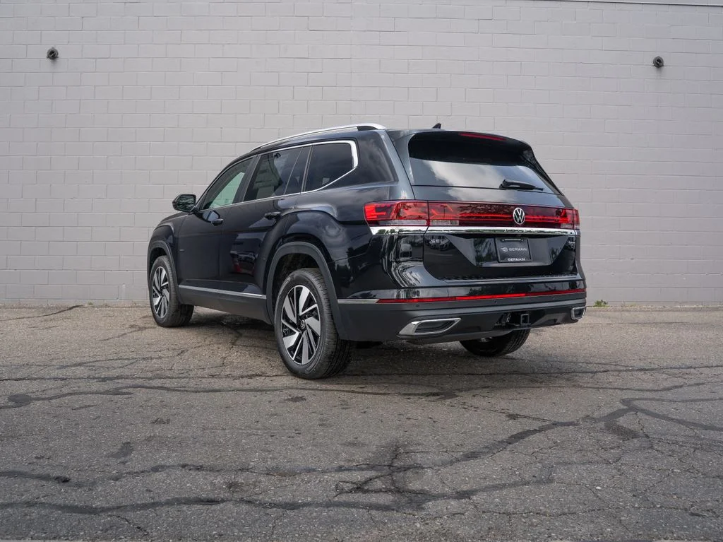 New 2026 Black Volkswagen 2.0T SEL image 4