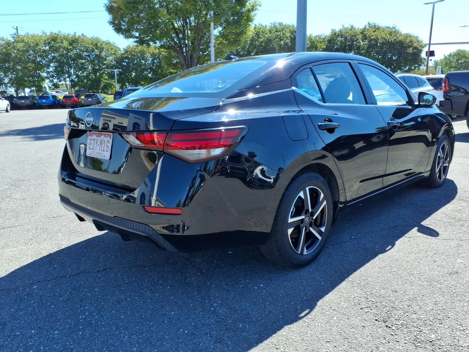 Used 2025  NISSAN SV image 2