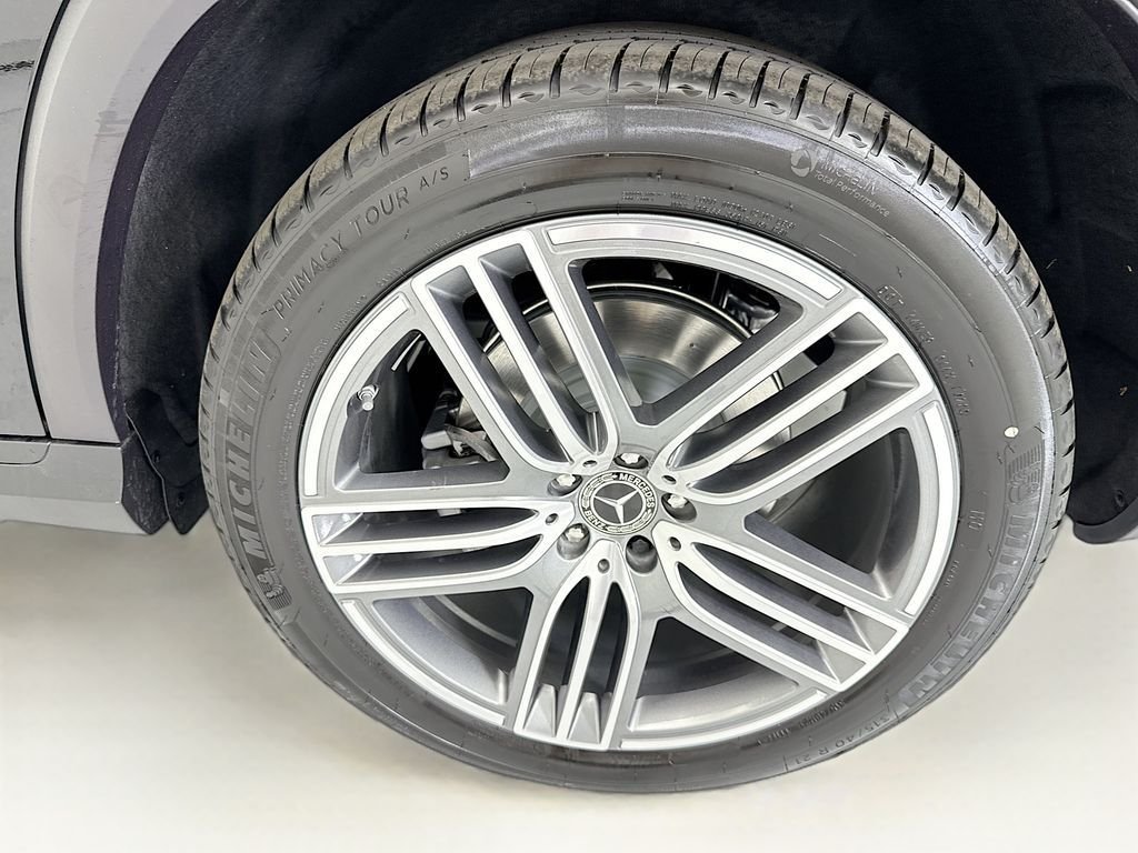 New 2026 Obsidian Black Metallic Mercedes-Benz GLS 450 image 32