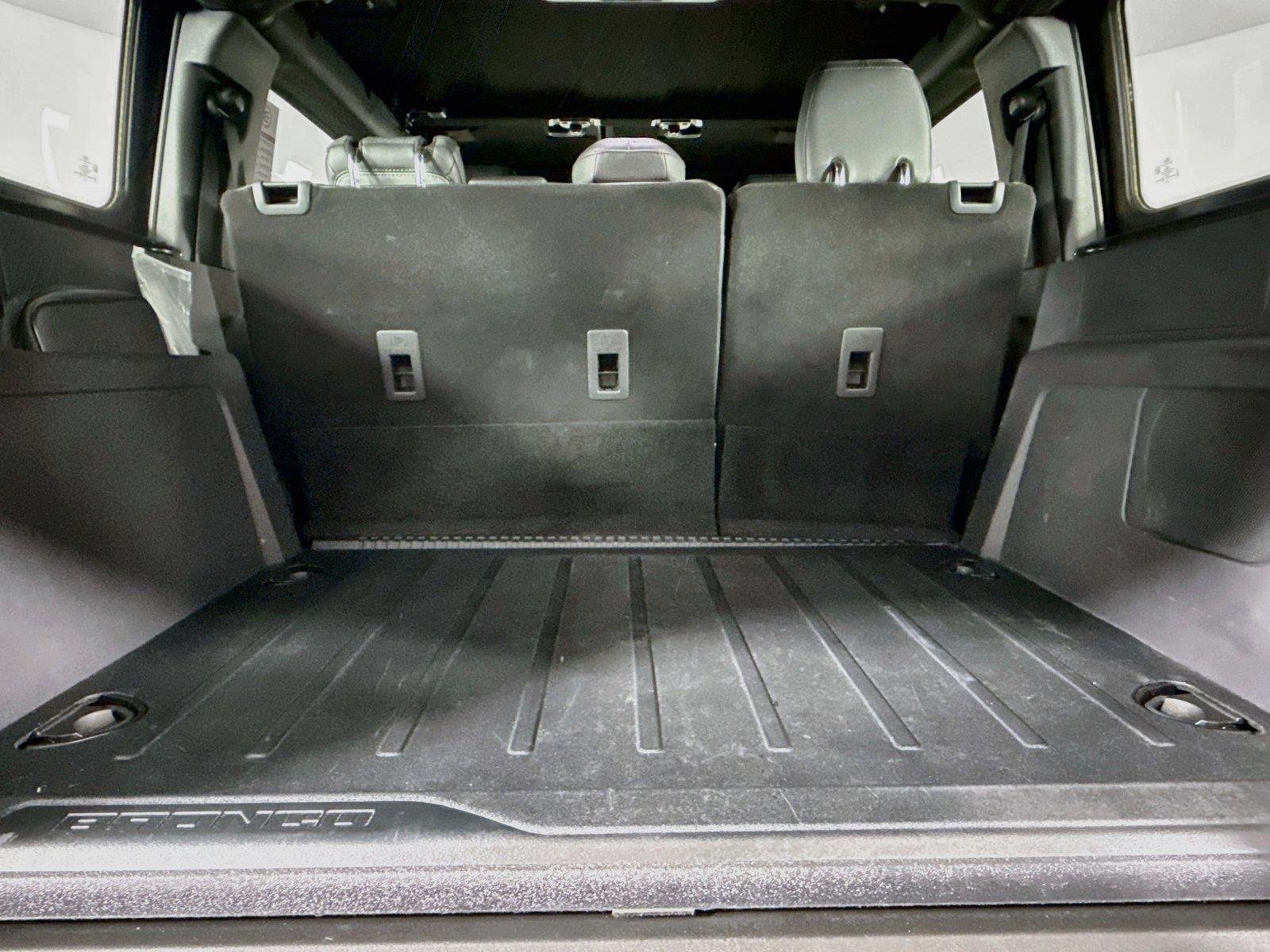 Used 2024 Carbonized Gray Ford Everglades image 34