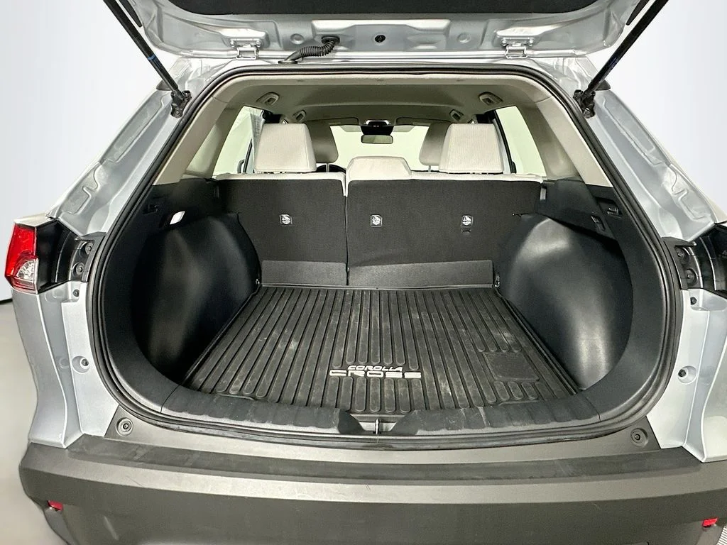 Used 2025 Silver Toyota L image 26