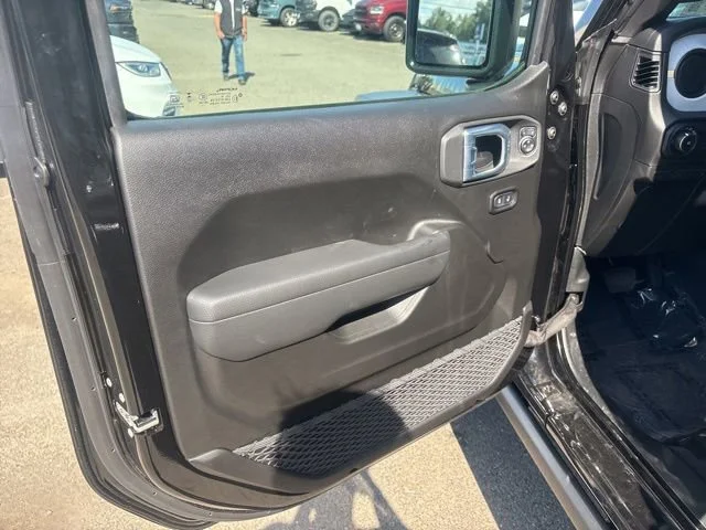 New 2026 Black Clear-Coat Exterior Paint Jeep Willys image 17