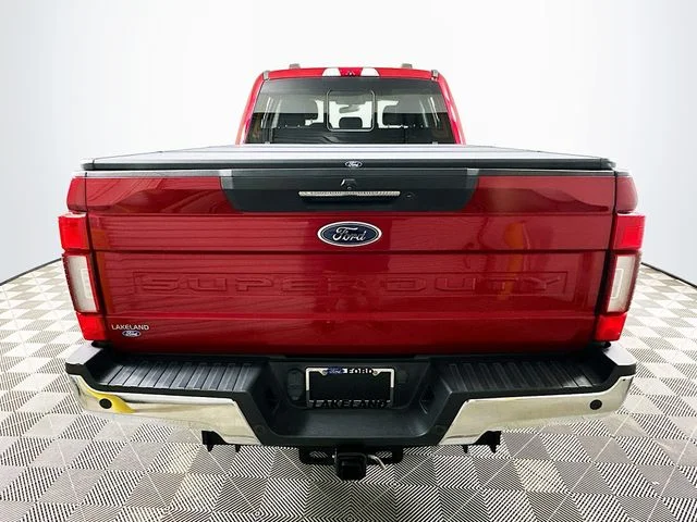 Pre-Owned 2021 Ford F-250SD Lariat