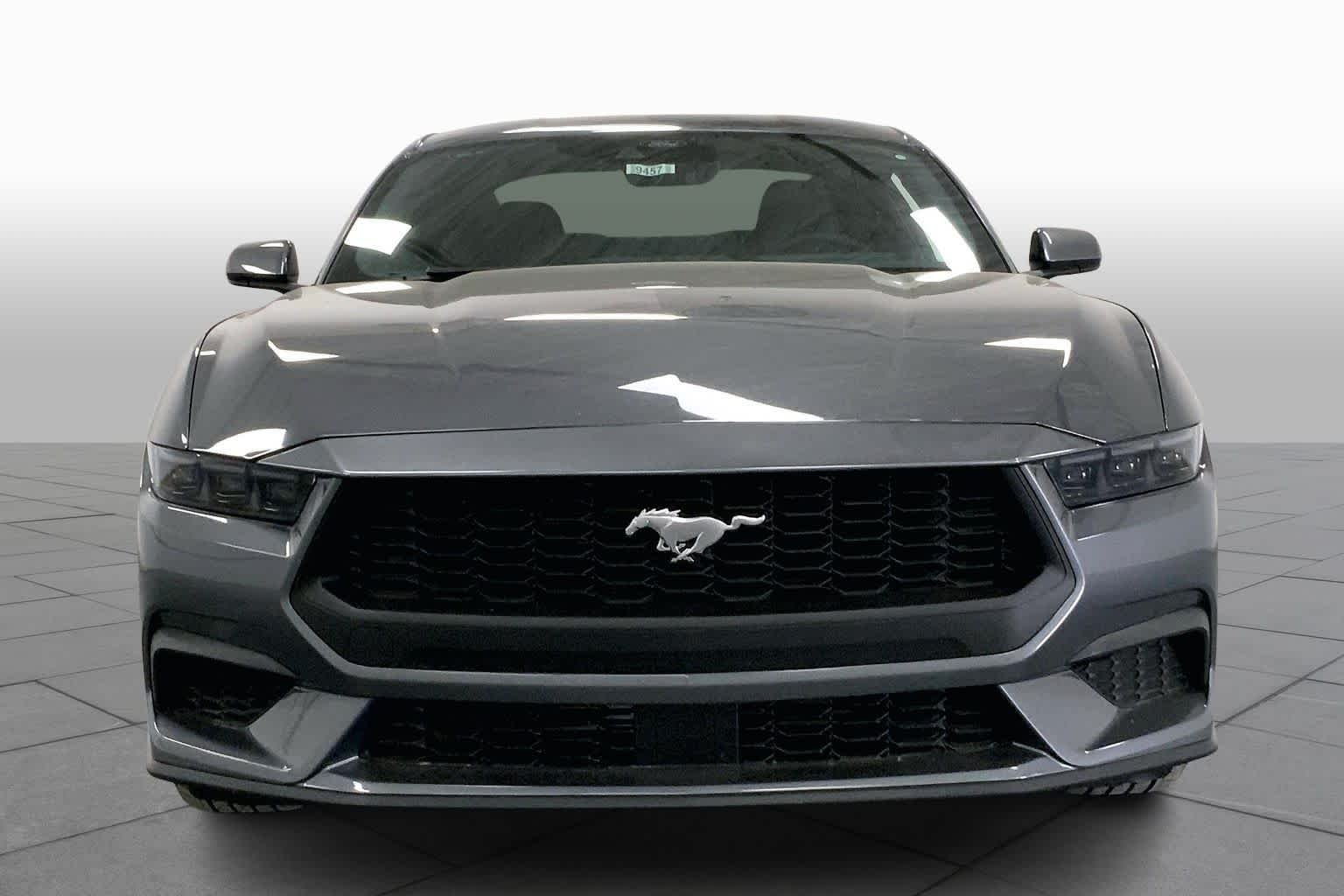 2025 Ford Mustang EcoBoost Fastback - Photo 3
