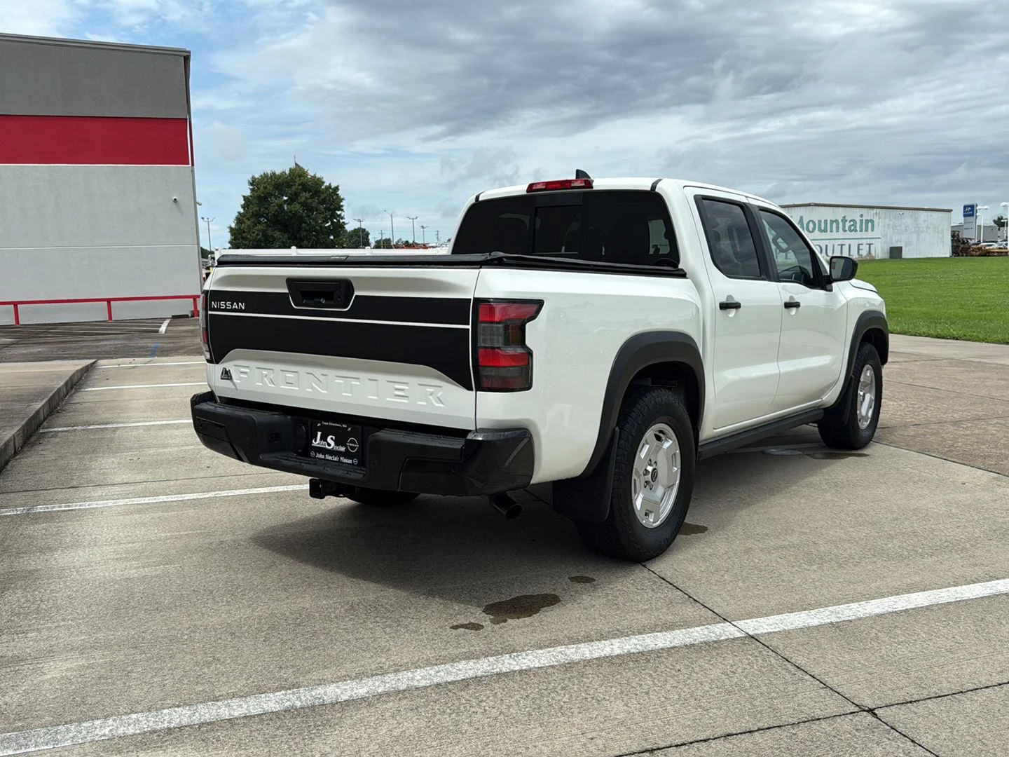 Certified Used 2024  Nissan SV image 7