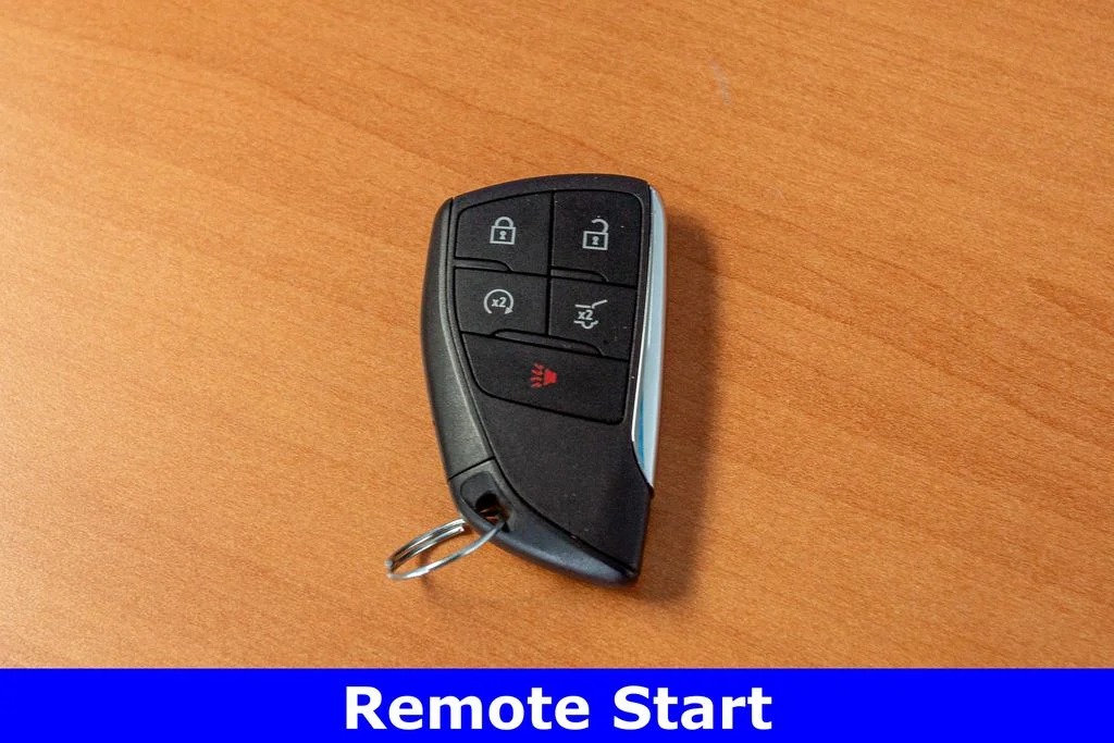 Used 2025 Black Metallic Chevrolet AWD ACTIV image 5