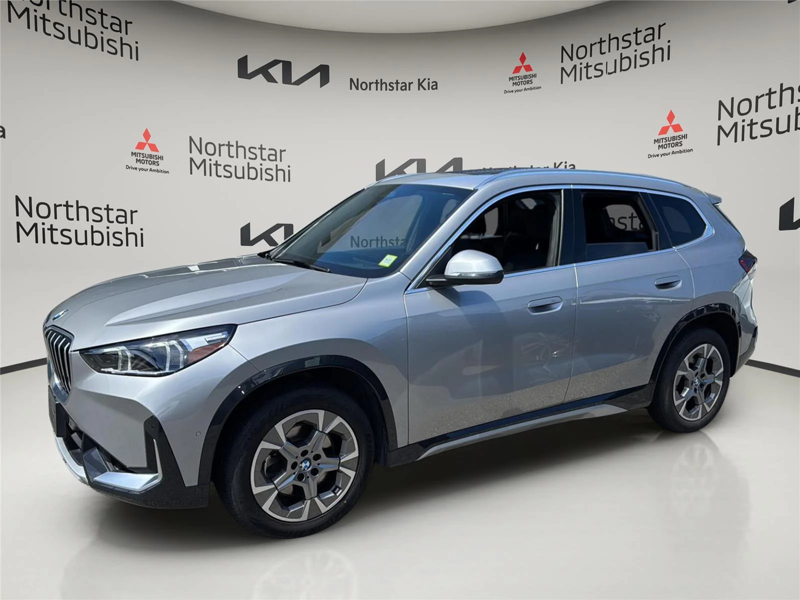 2025 BMW X1 xDrive28i's photo