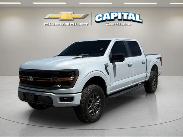 Used 2025 White Ford Tremor image 1