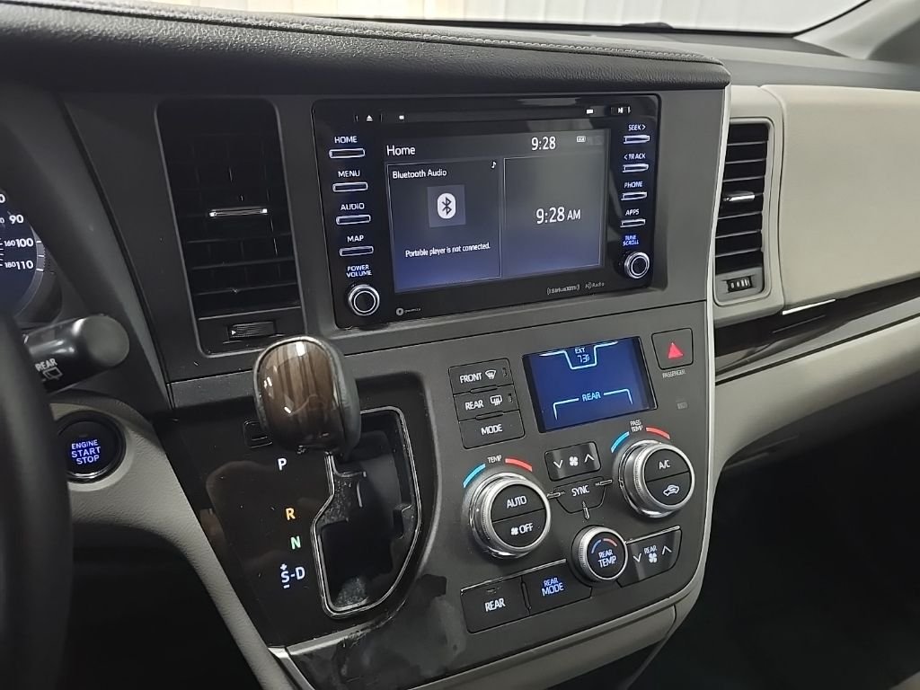Used 2020 White Toyota XLE image 25