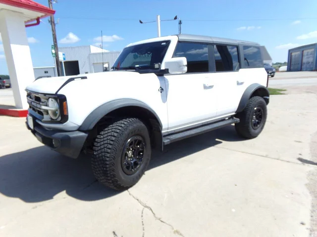 2022 Ford Bronco Outer Banks Advanced 4x4 4dr SUV