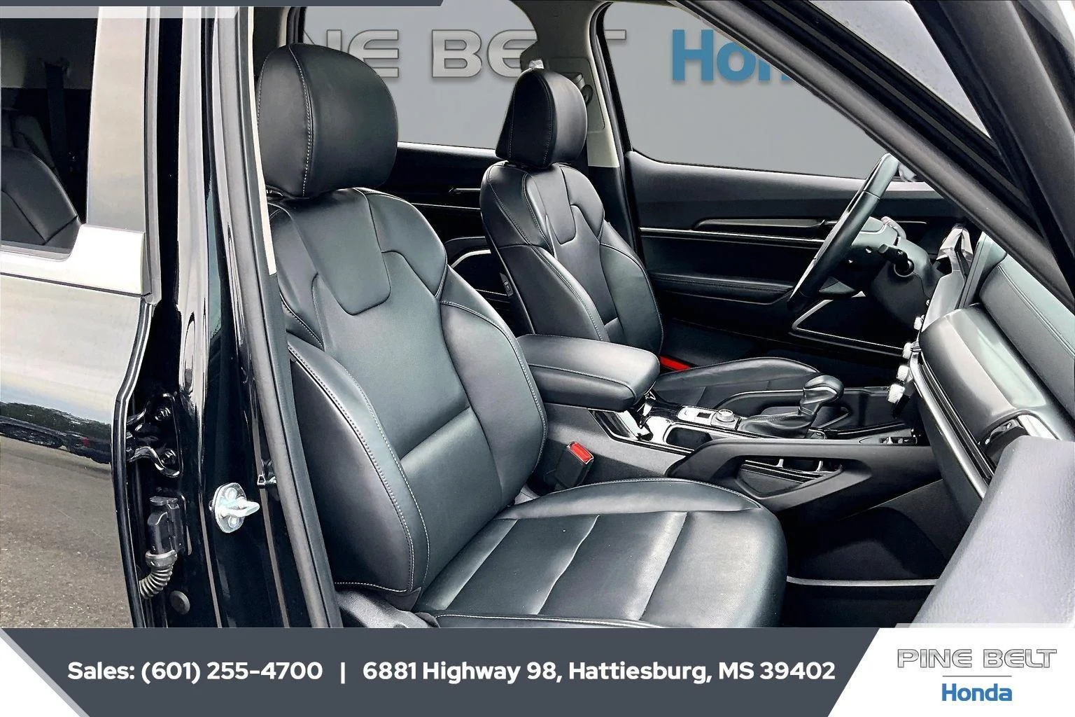 Used 2025 Ebony Black Kia S image 6