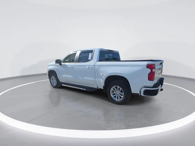 Used 2025 White Chevrolet RST image 6