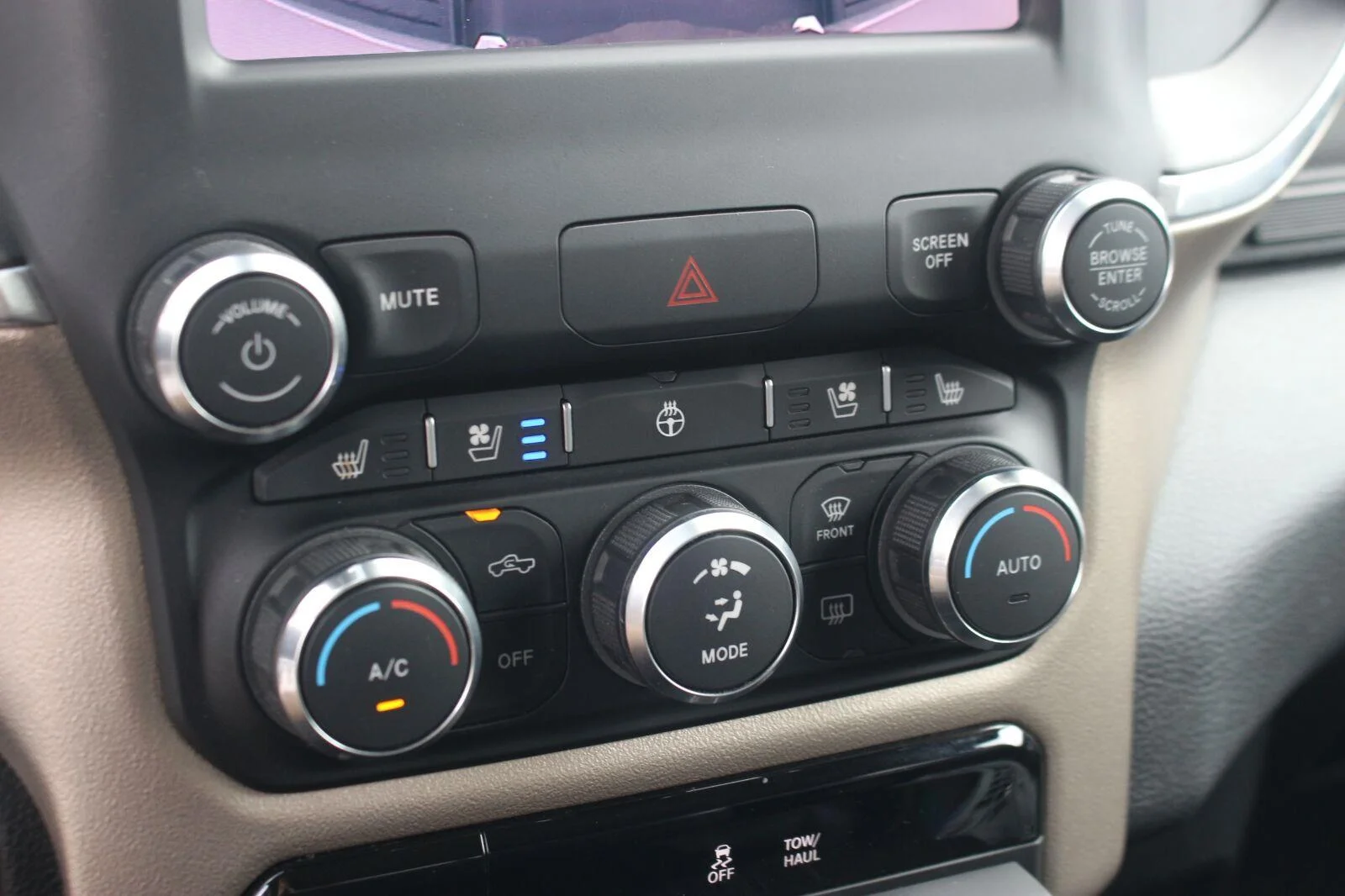 Used 2020 White Ram Laramie image 26