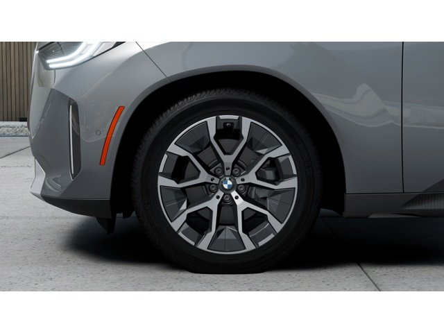 New 2026 Skyscraper Grey Metallic BMW 30 xDrive image 7