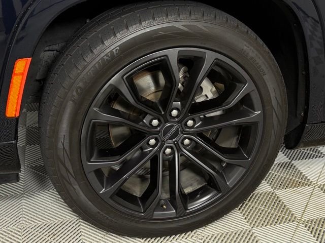 Used 2024 Midnight Sky Jeep Series II image 4