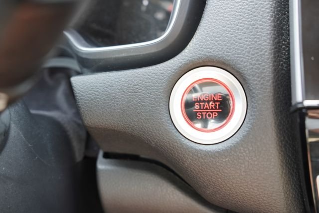 Used 2018  Honda EX-L image 32