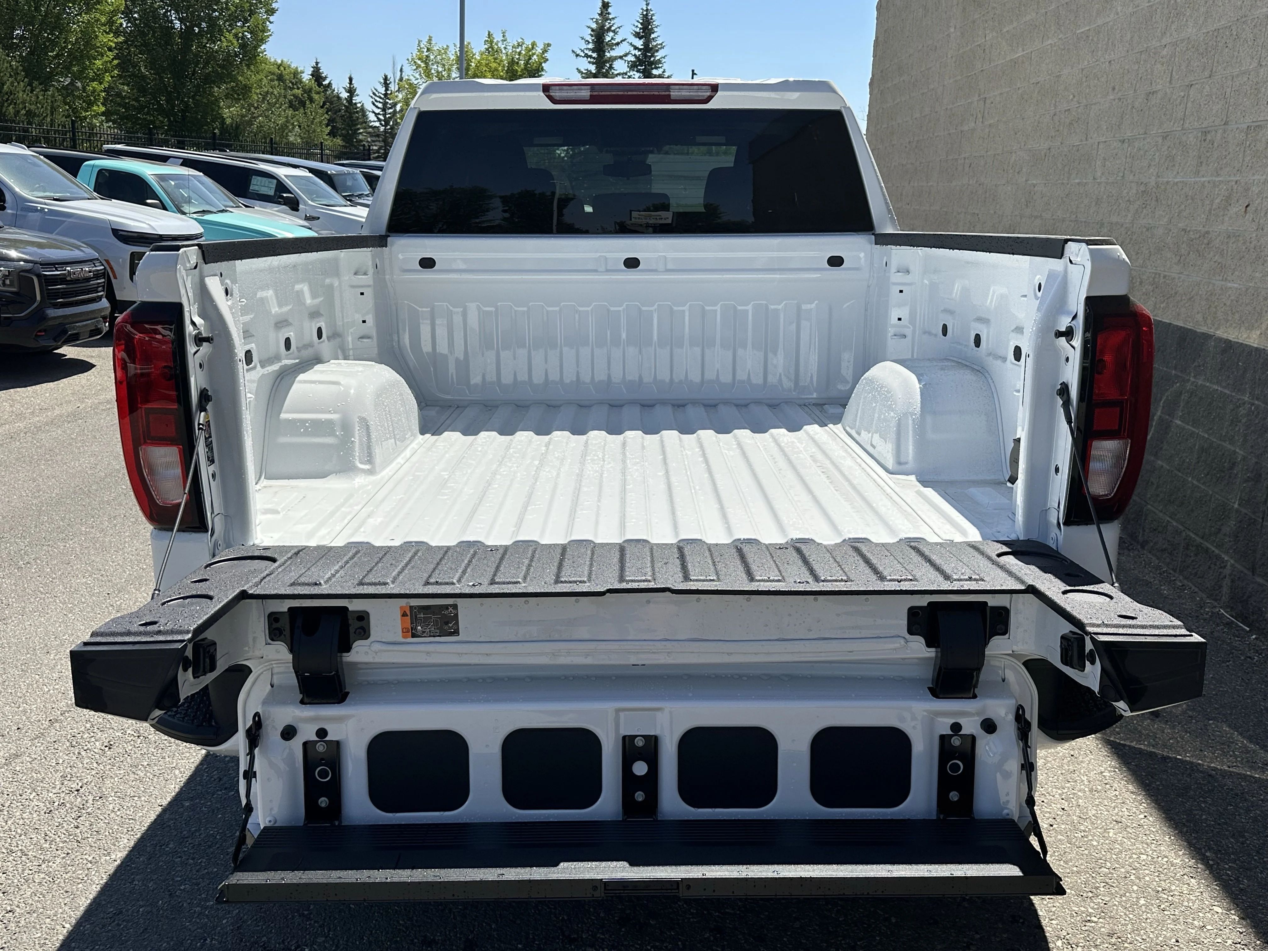 New 2026 Summit White GMC Elevation image 9
