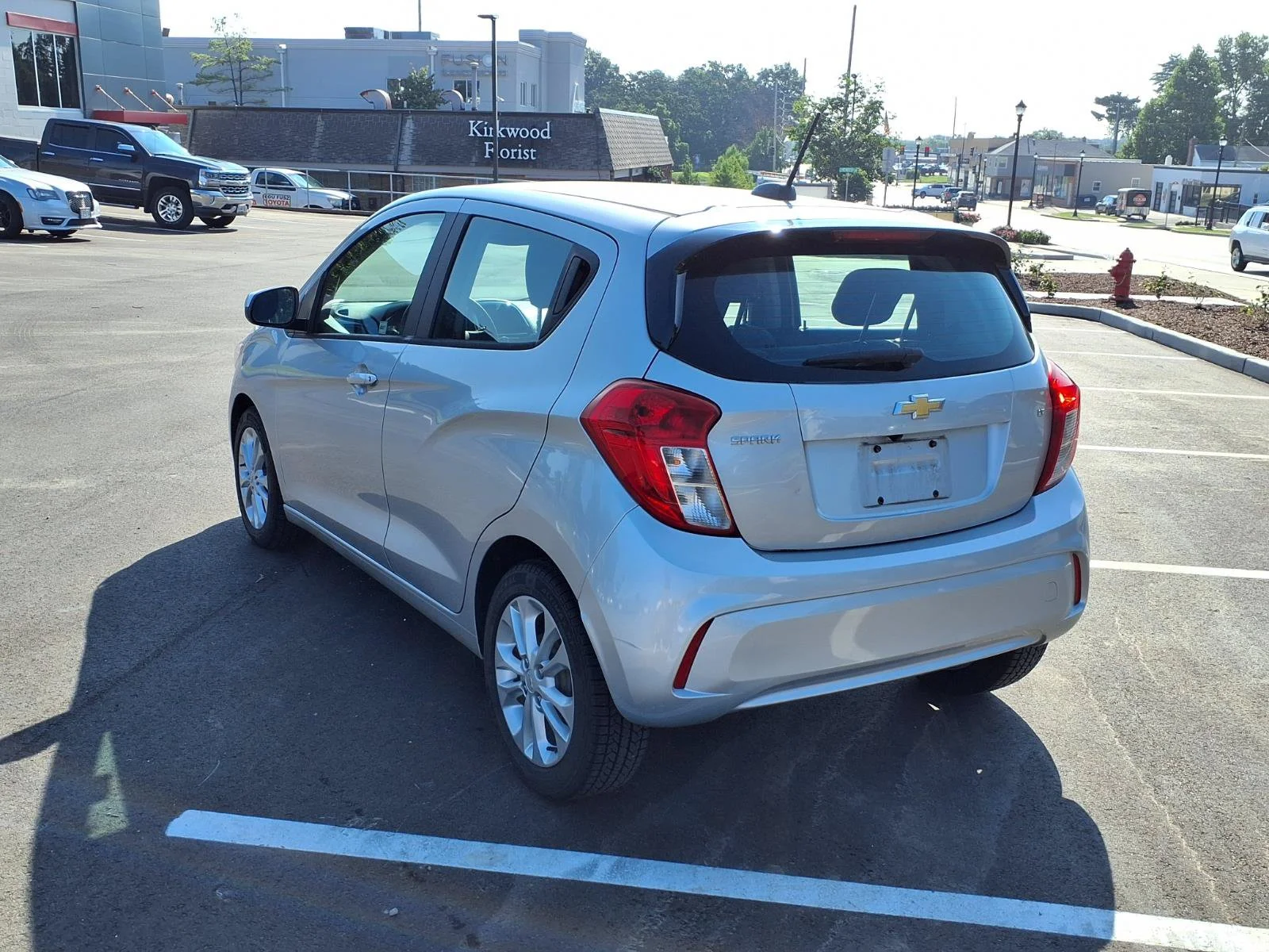 Used 2021 Silver Ice Chevrolet 1LT image 25