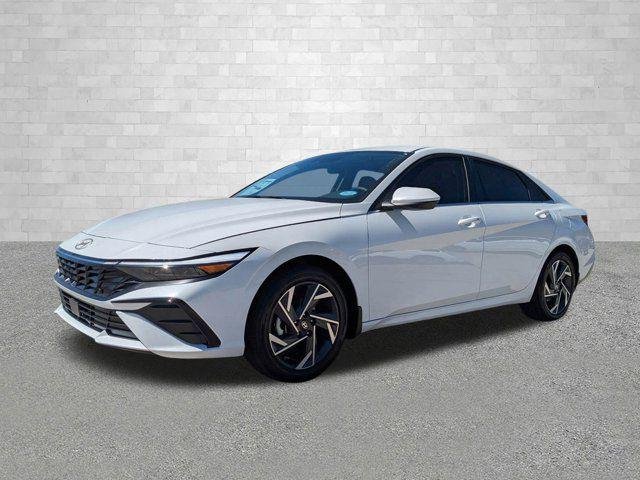 2025 Hyundai Elantra SEL - Photo 32