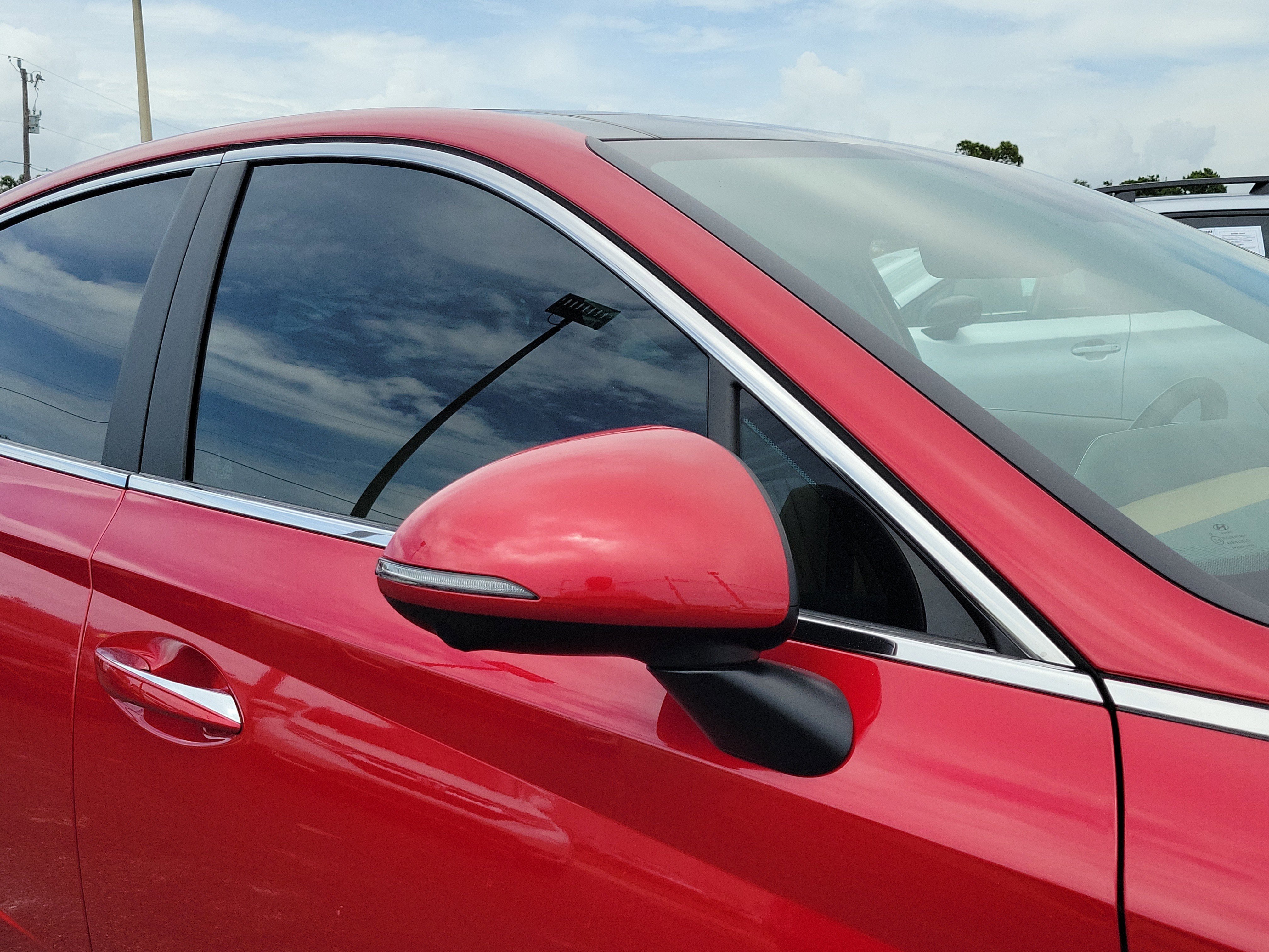 Used 2021 Calypso Red Hyundai Limited image 8