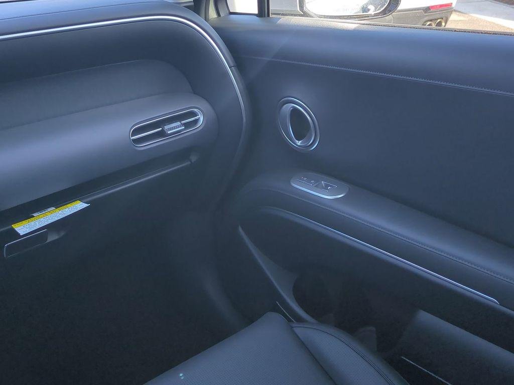 New 2026 Silver Hyundai SEL 8P image 21