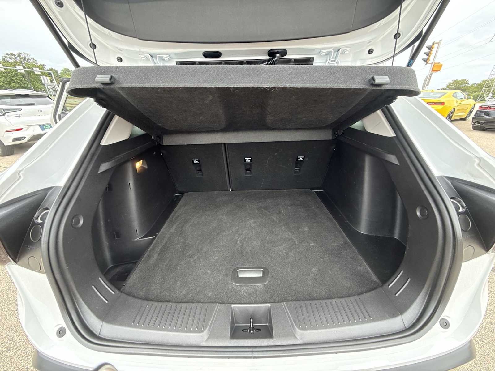 Certified Used 2024 Summit White Chevrolet ACTIV image 25