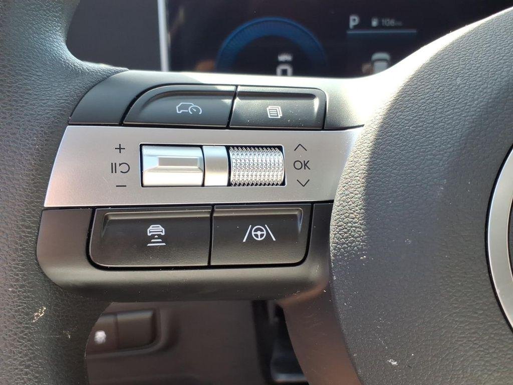 New 2026 Blue Hyundai SE FWD image 20