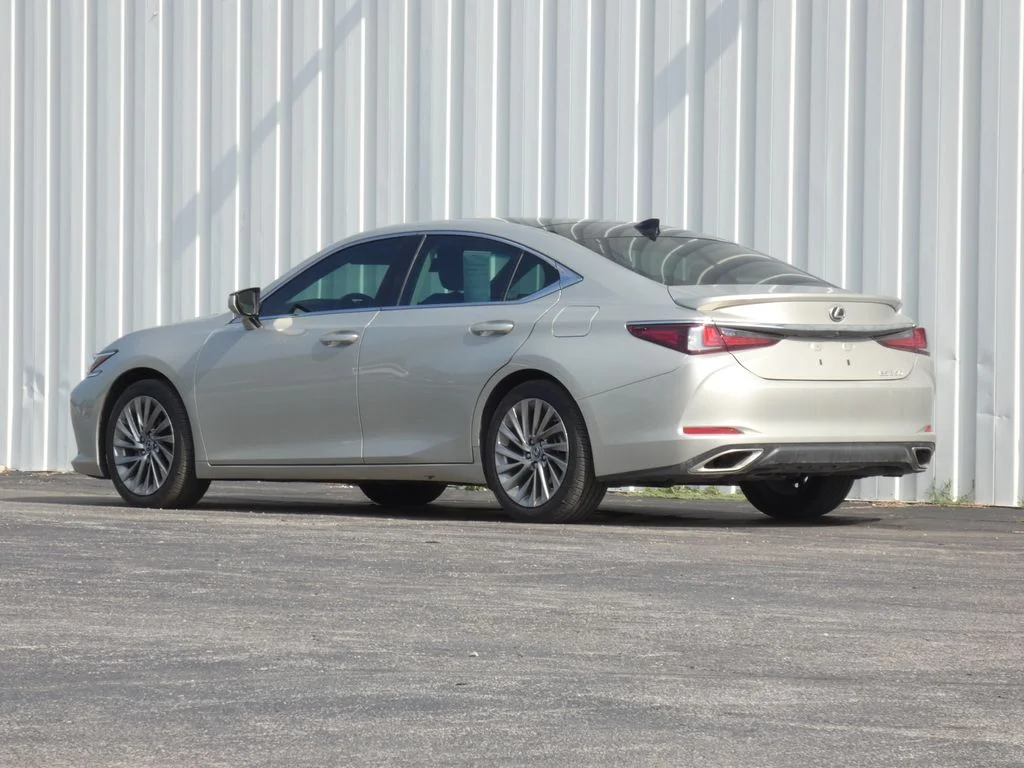 Used 2025 Beige Lexus 350 Luxury image 44