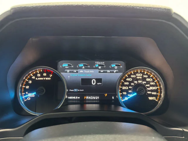 Used 2016 Shadow Black Ford Limited image 2
