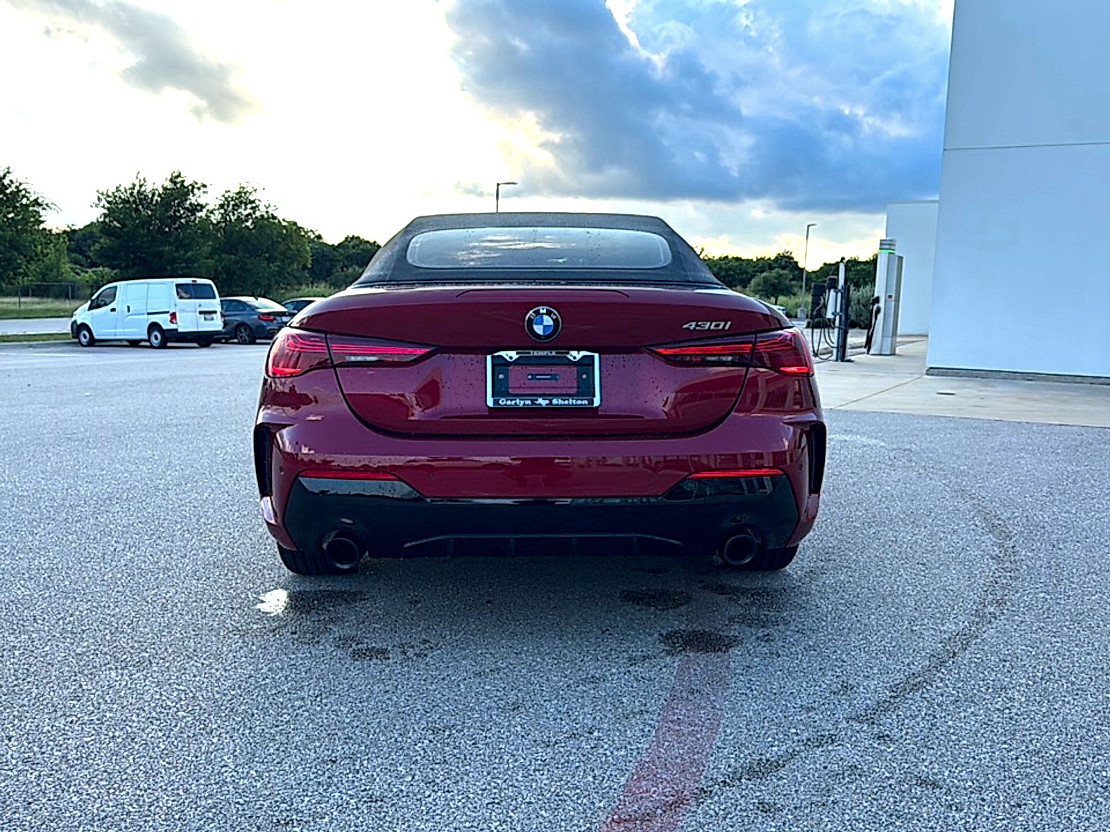 Used 2025 Vegas Red Metallic BMW  image 6