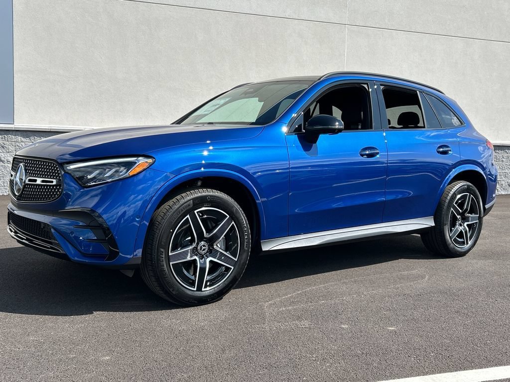 New 2027 Starling Blue Metallic Mercedes-Benz GLC 300 image 37