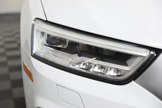 Used 2018 White Audi 2.0T Premium Plus image 32