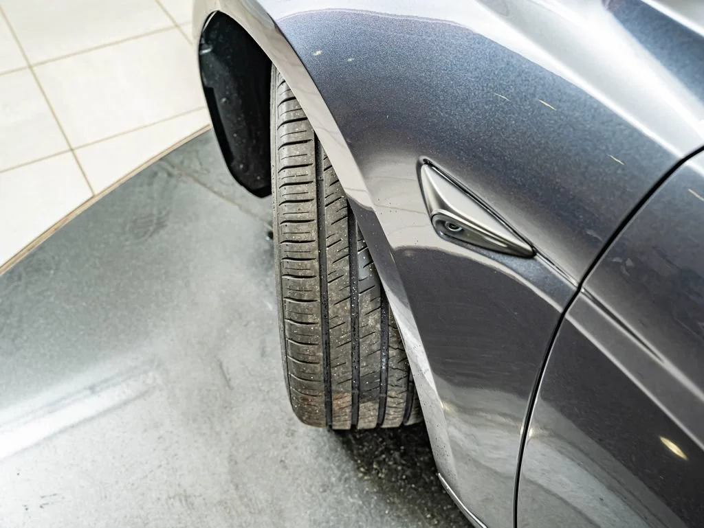 Used 2024 Stealth Gray Tesla  image 41